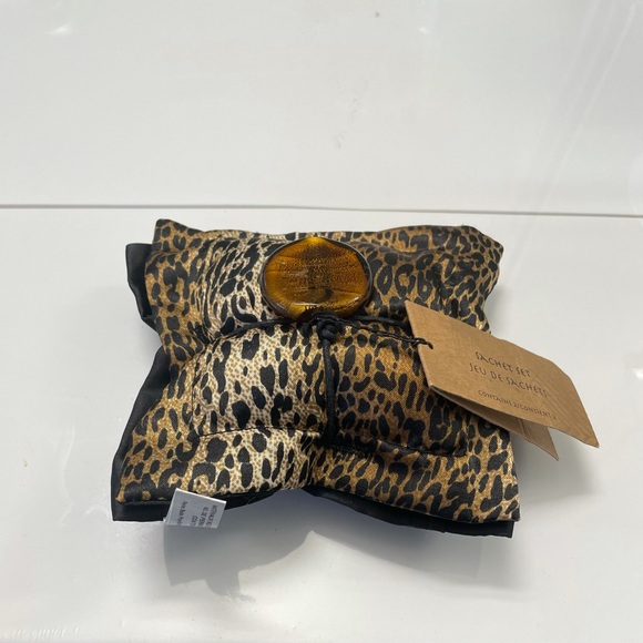 Pier One Sachets Set of 2 Black ans Leopard Print NWT - Picture 2 of 7